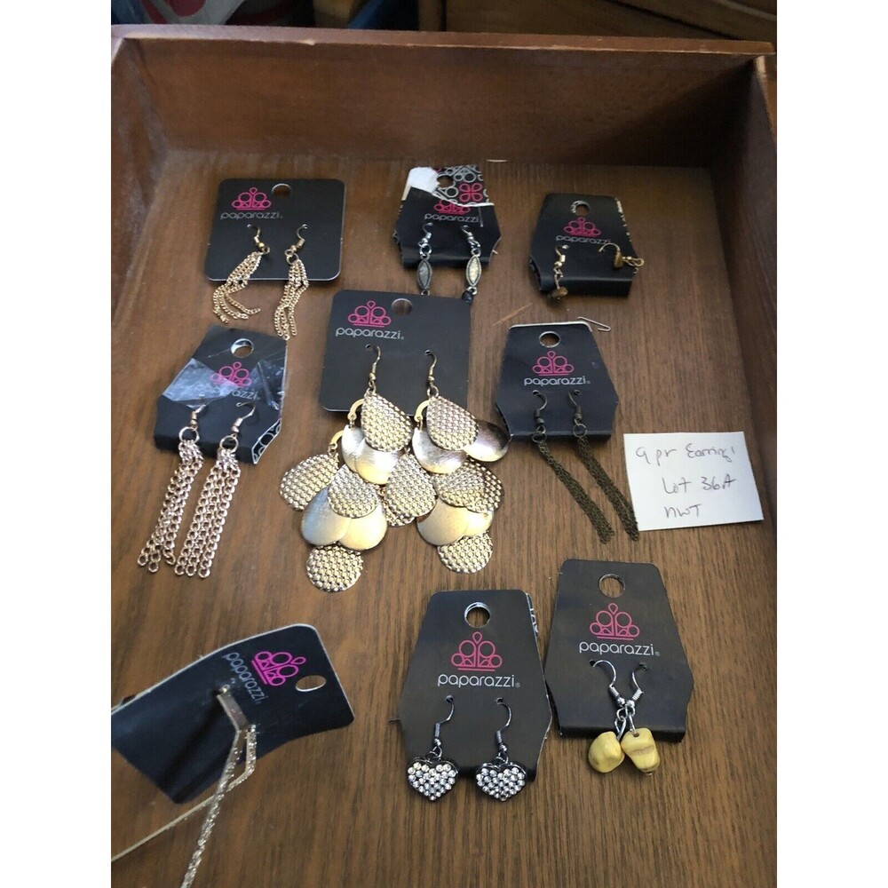 Paparazzi Earrings. 9 pair earrings. All NWT Dangle Style